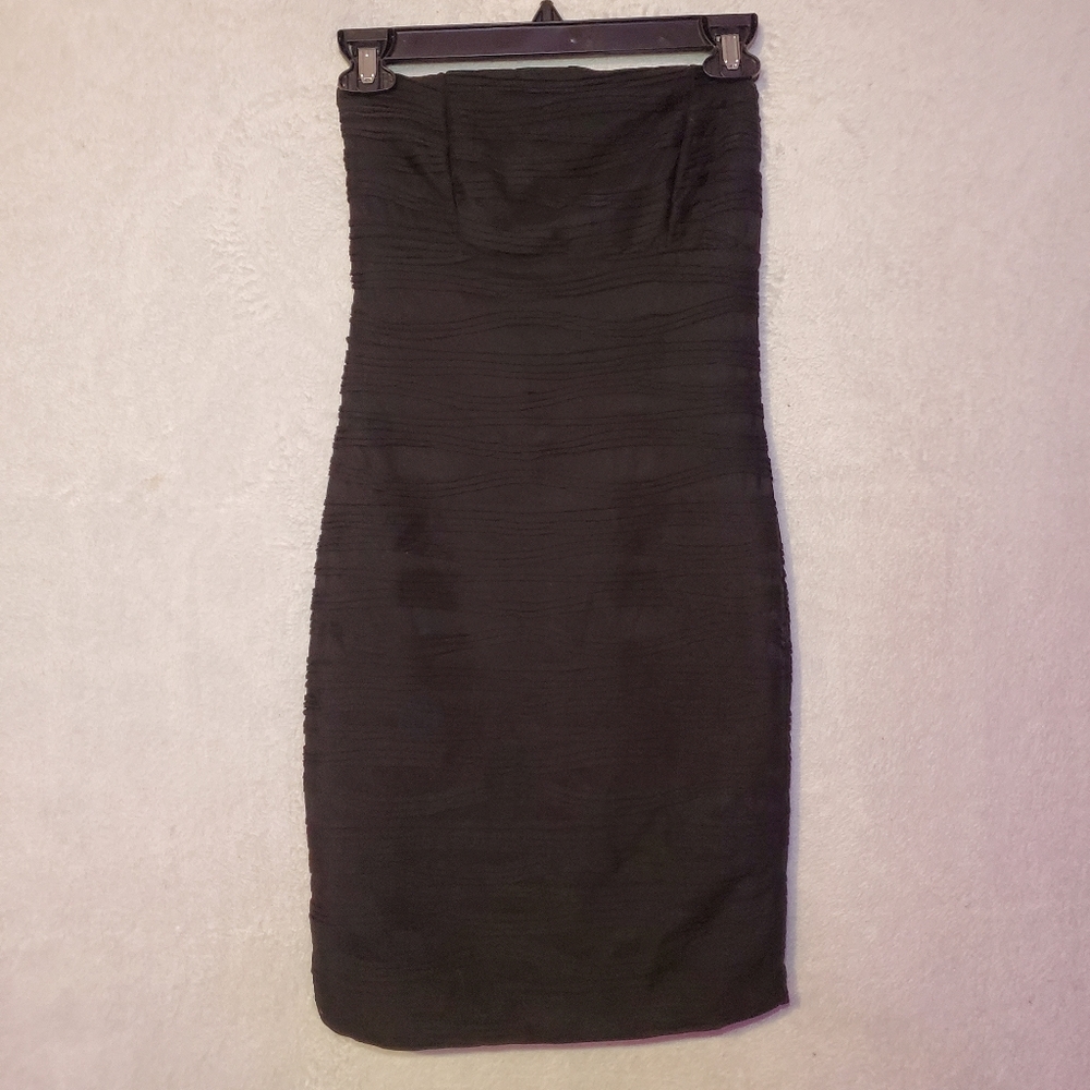Forever 21 Bodycon Black Strapless Dress
